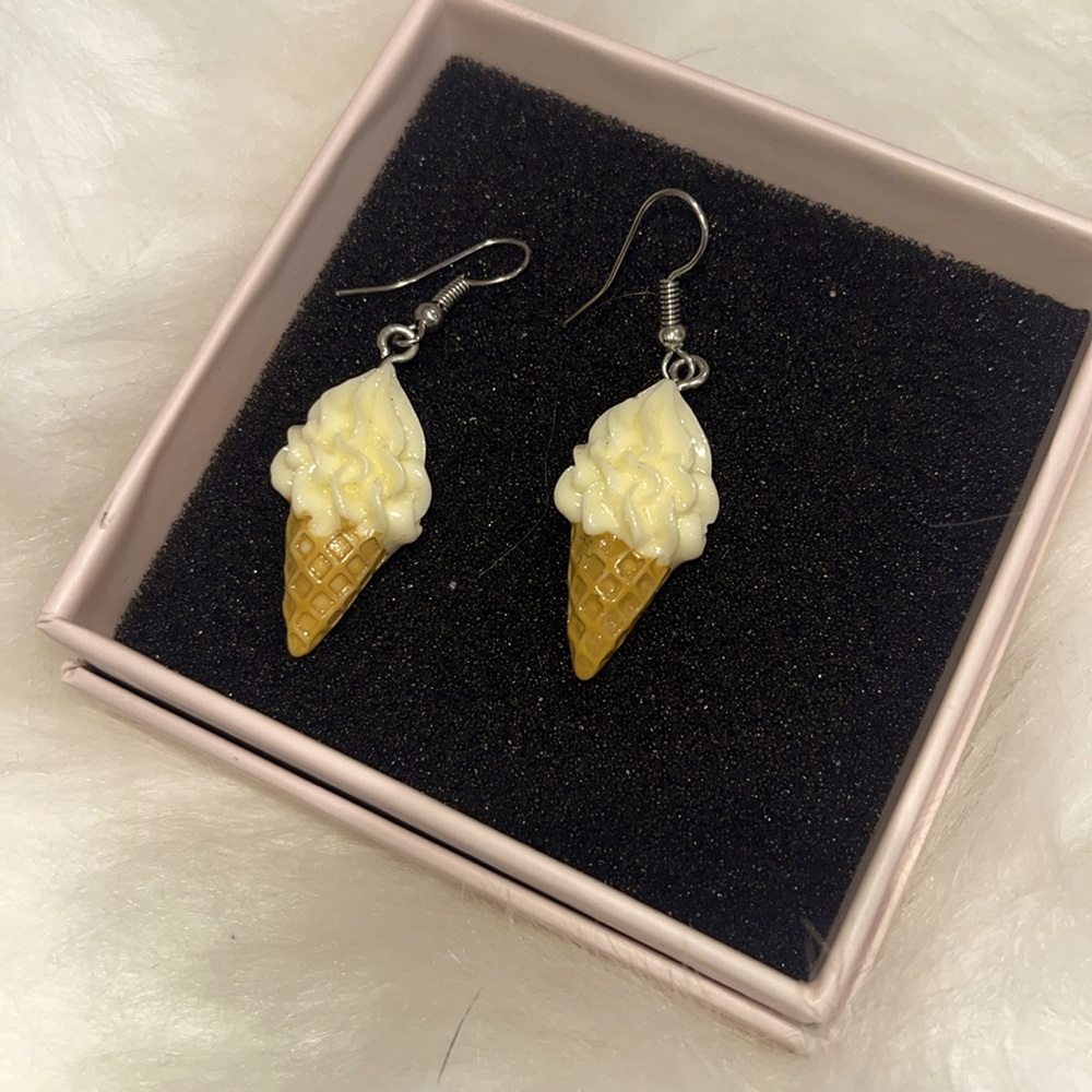White ice cream drop earrings, never worn